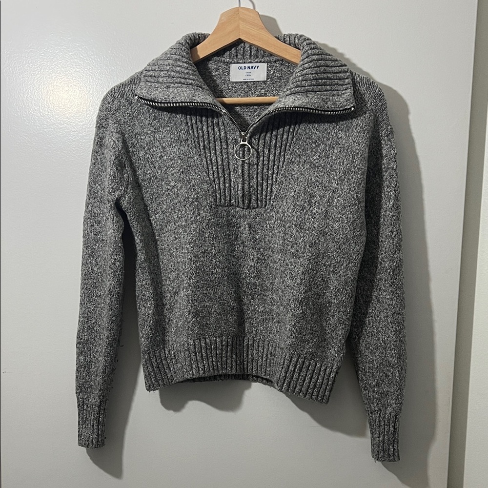 Old Navy Gray Quarter Zip Pullover Sweater